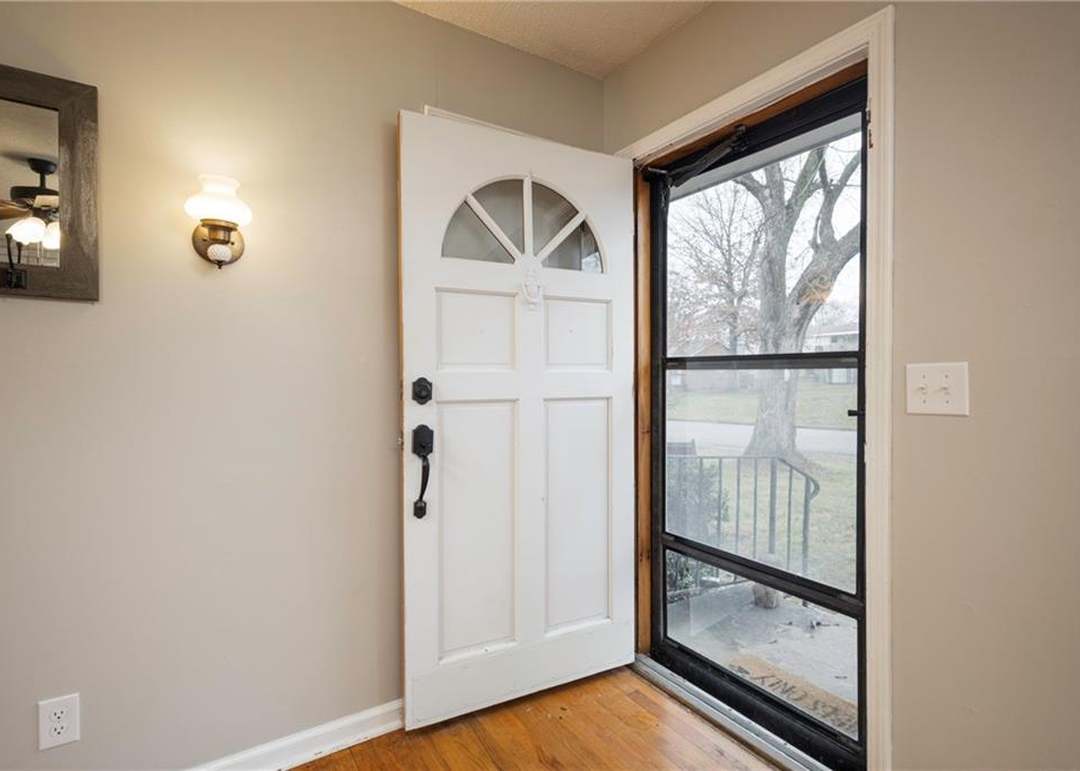 702 McFee Street — photo 10
