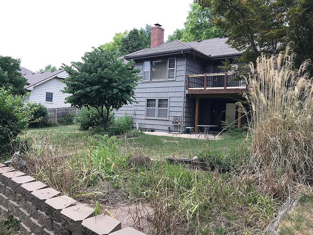 703 W 109TH Terrace — photo 25