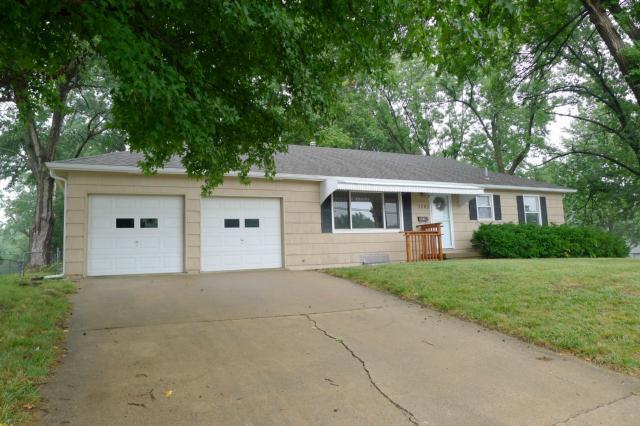 7045 Nieman Road — photo 1