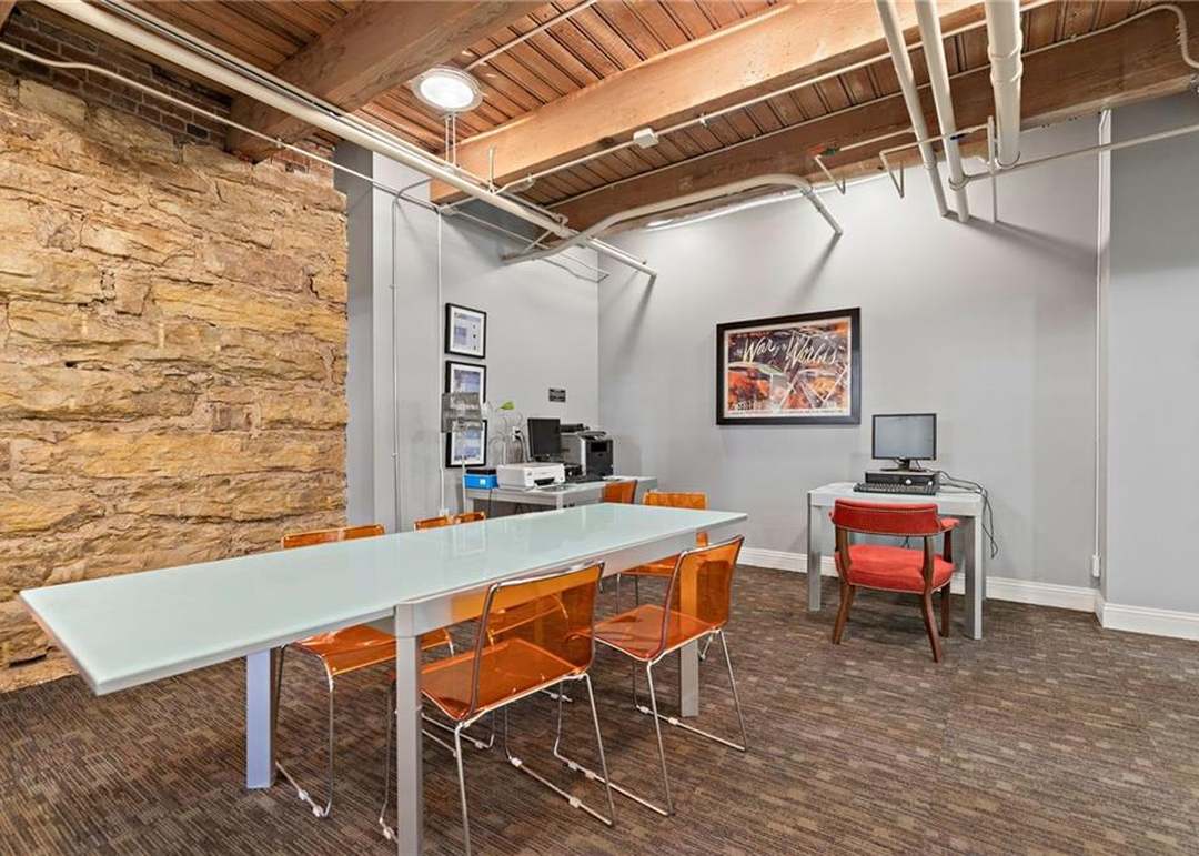 706 BROADWAY Boulevard — photo 3