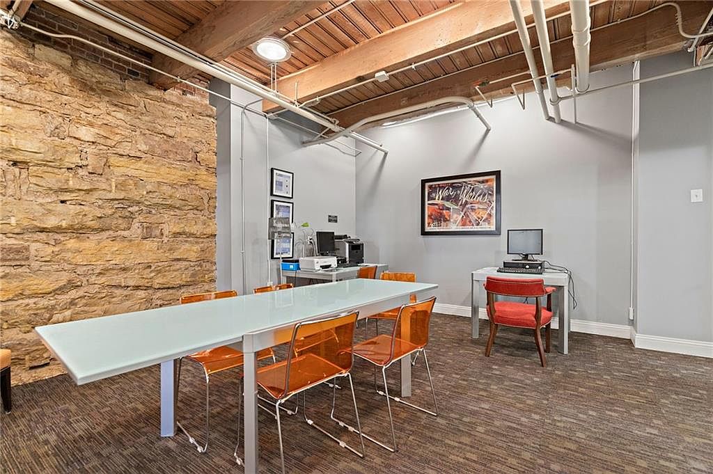706 BROADWAY BOULEVARD — photo 39