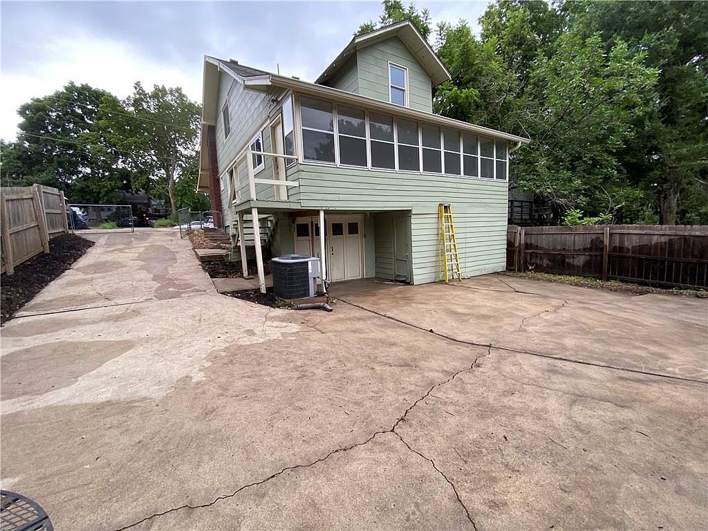 707 N River Boulevard — photo 7
