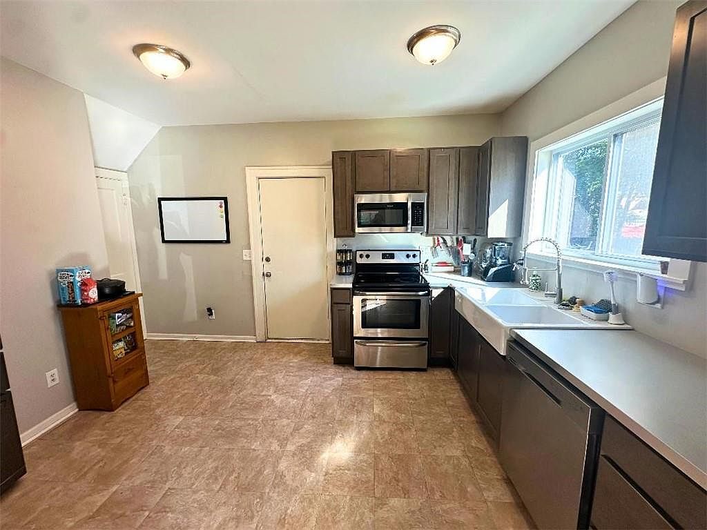 707 N River Boulevard — photo 18