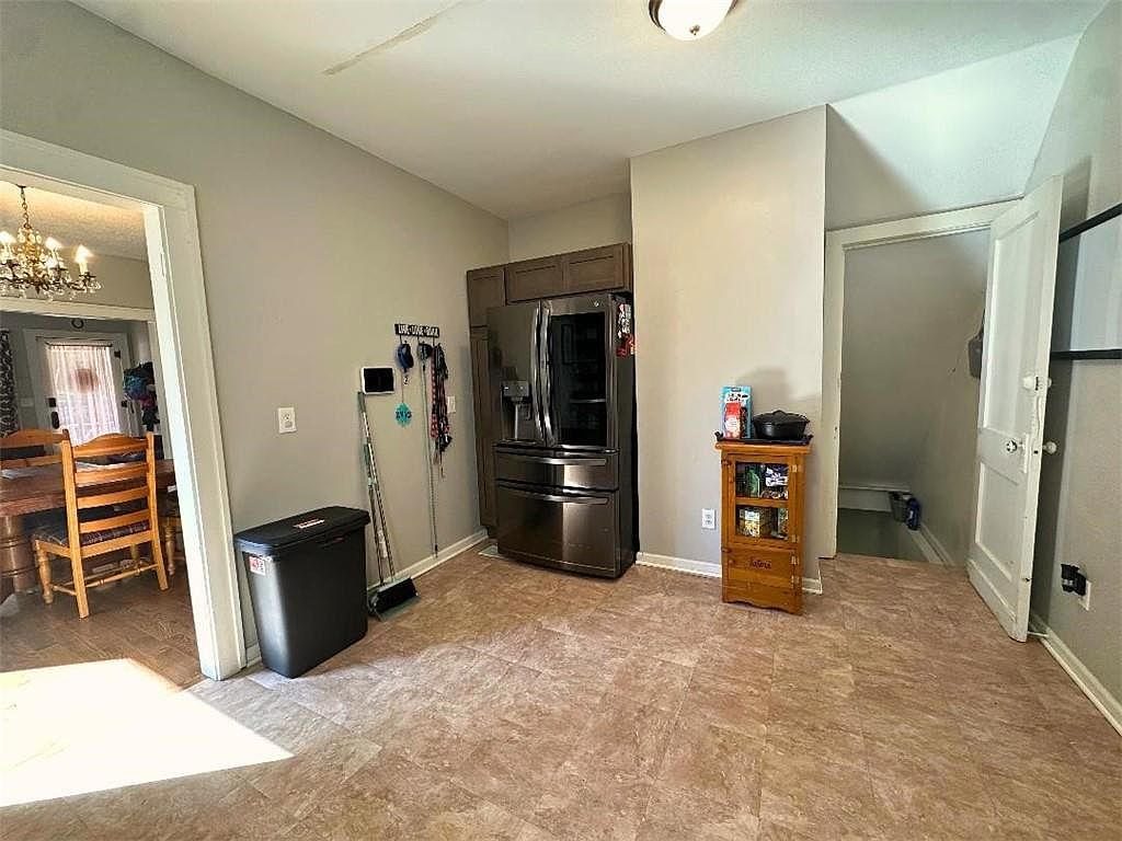 707 N River Boulevard — photo 20