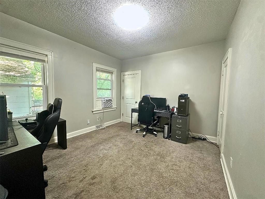 707 N River Boulevard — photo 30
