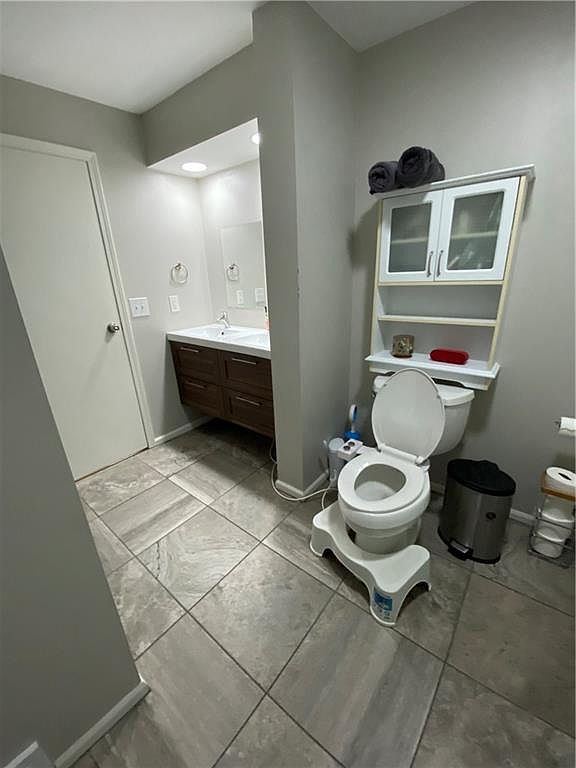 707 N River Boulevard — photo 41