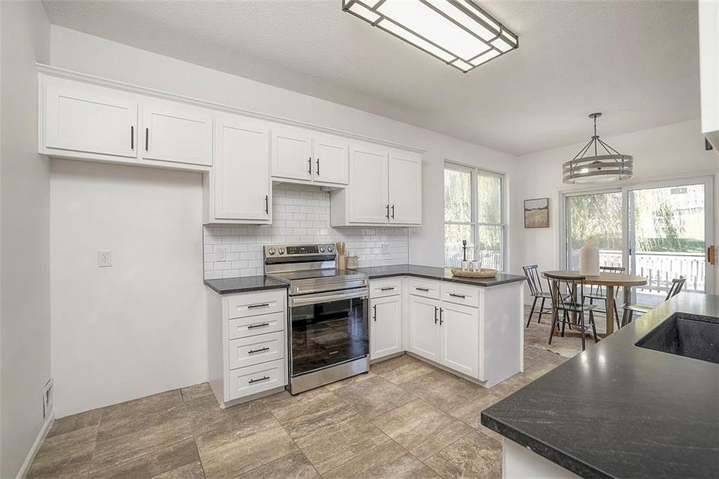 710 Redbud Drive — photo 5