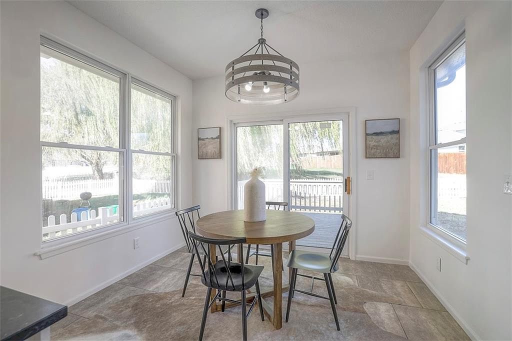 710 Redbud Drive — photo 8