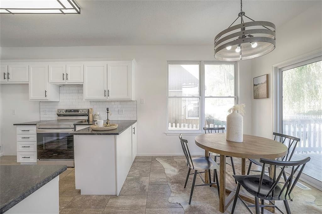 710 Redbud Drive — photo 9