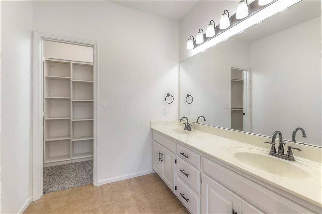 710 Redbud Drive — photo 14