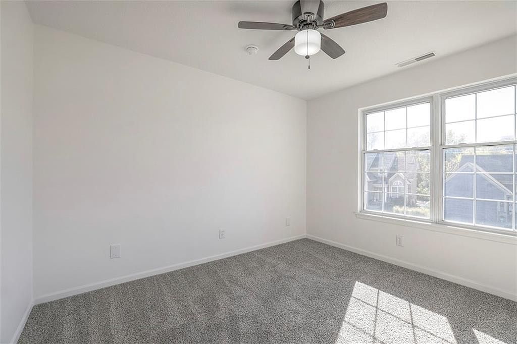 710 Redbud Drive — photo 18
