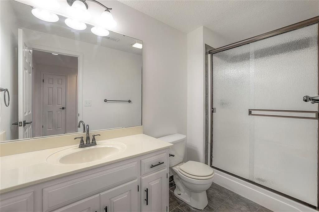 710 Redbud Drive — photo 23
