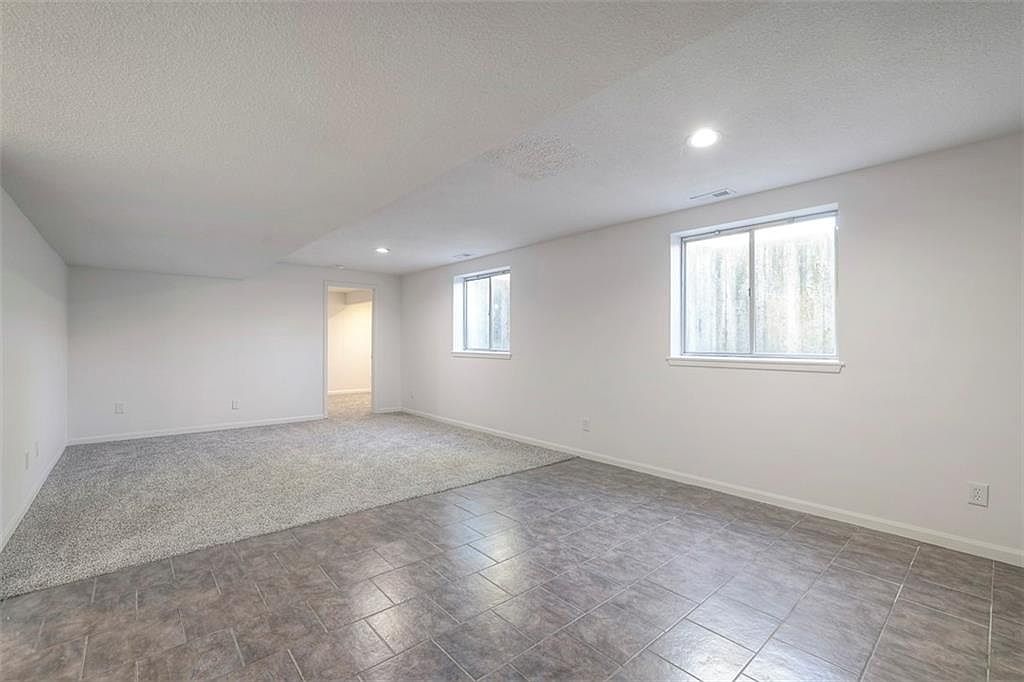 710 Redbud Drive — photo 24