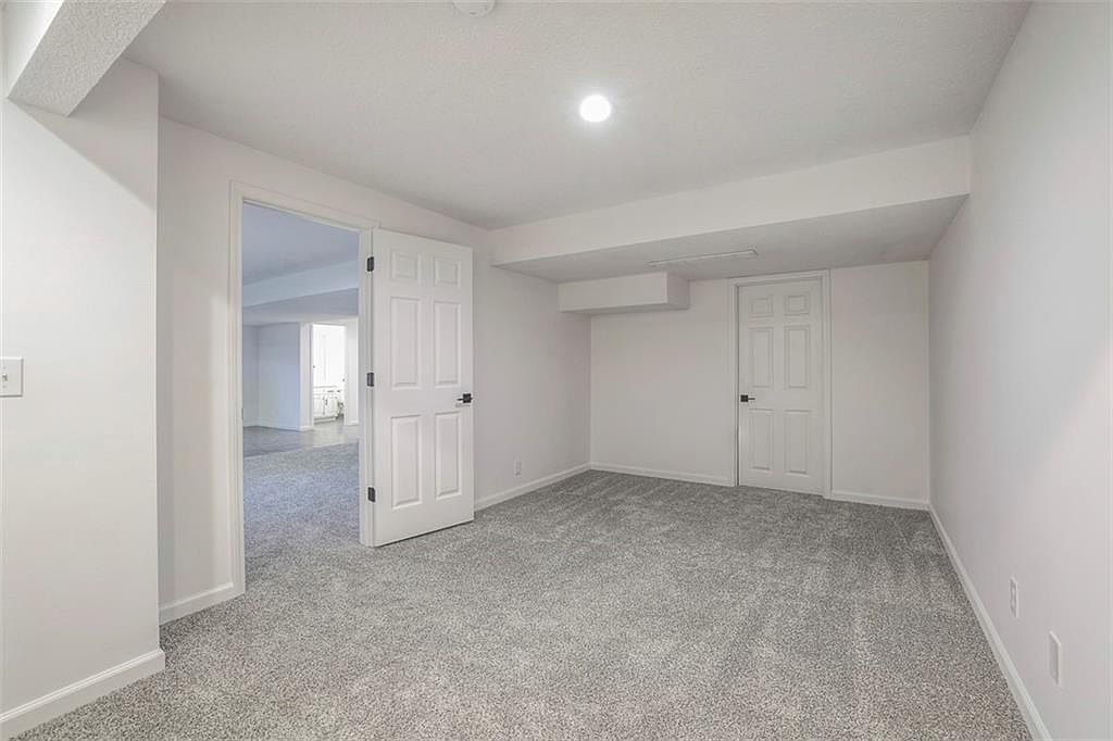710 Redbud Drive — photo 27