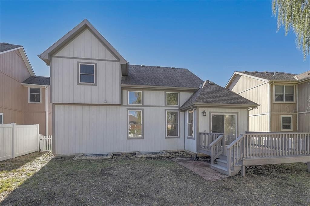 710 Redbud Drive — photo 31
