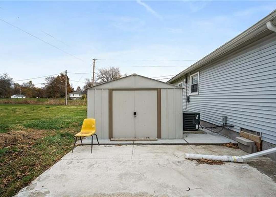 7102 E 163 Street — photo 27