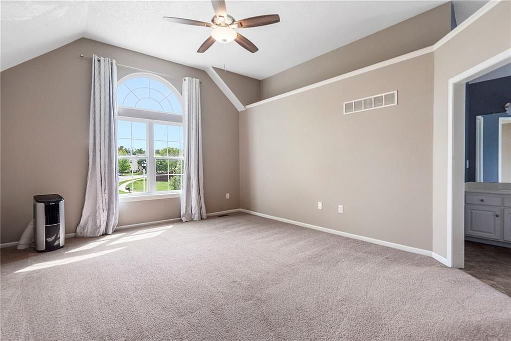 7102 Millbrook Street — photo 10