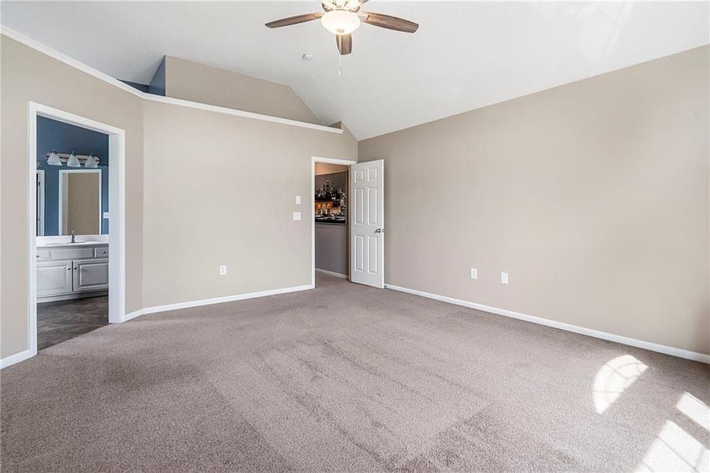 7102 Millbrook Street — photo 11