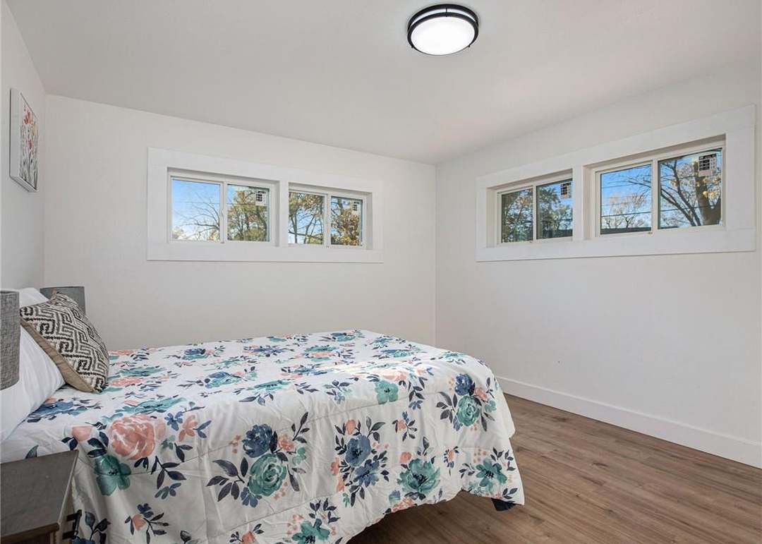 7104 112th Street — photo 11