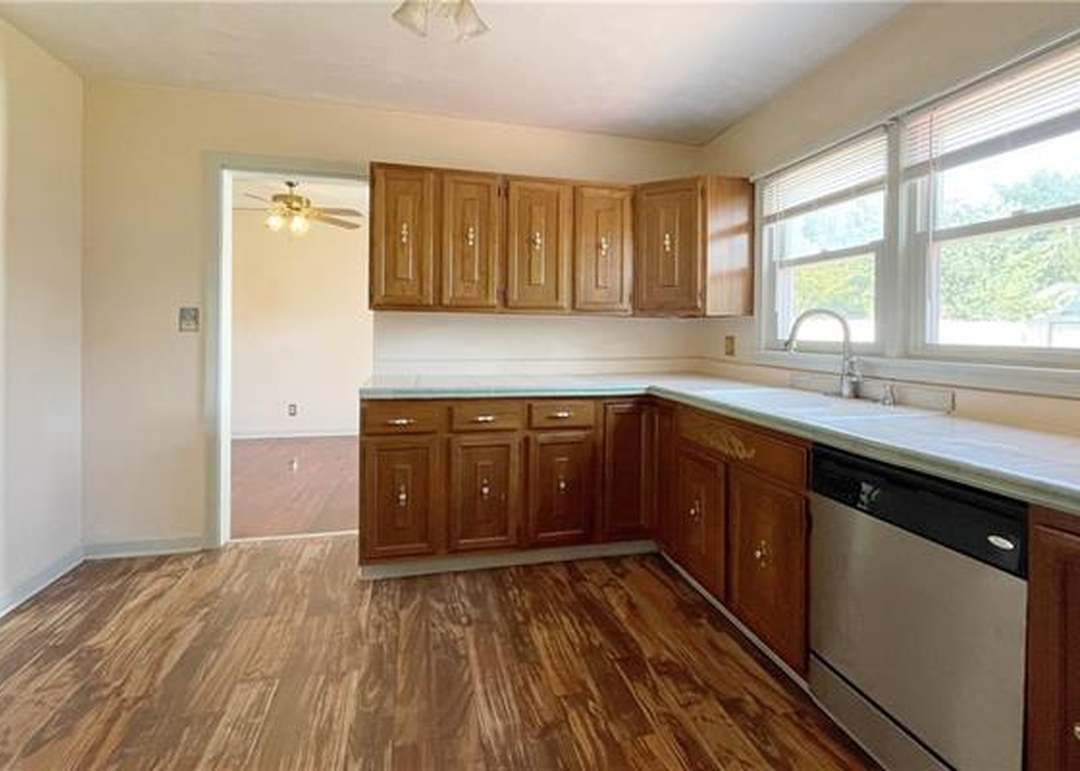 7111 Beverly Street — photo 13