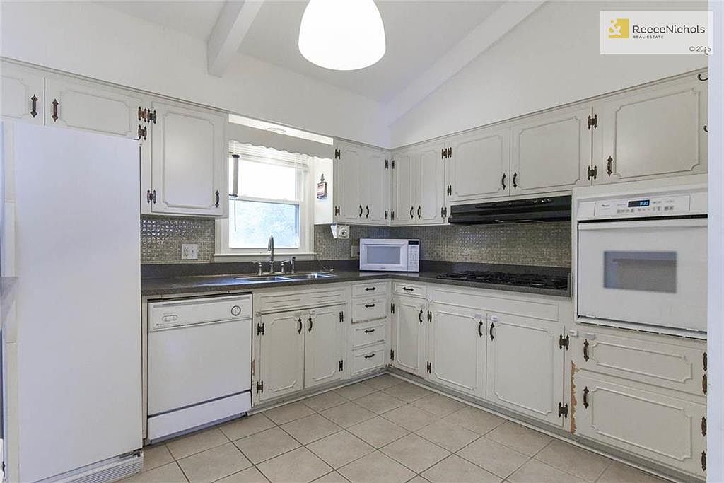 7111 Edgewood Boulevard — photo 10