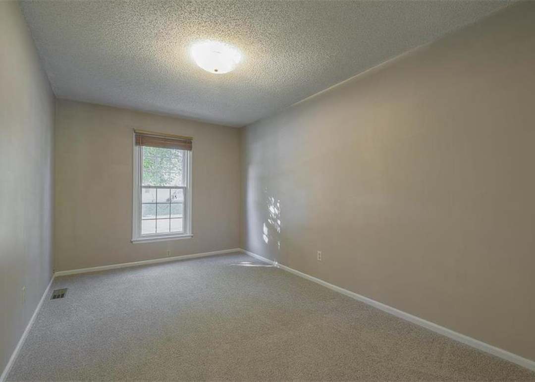 7111 Halsey Street — photo 15