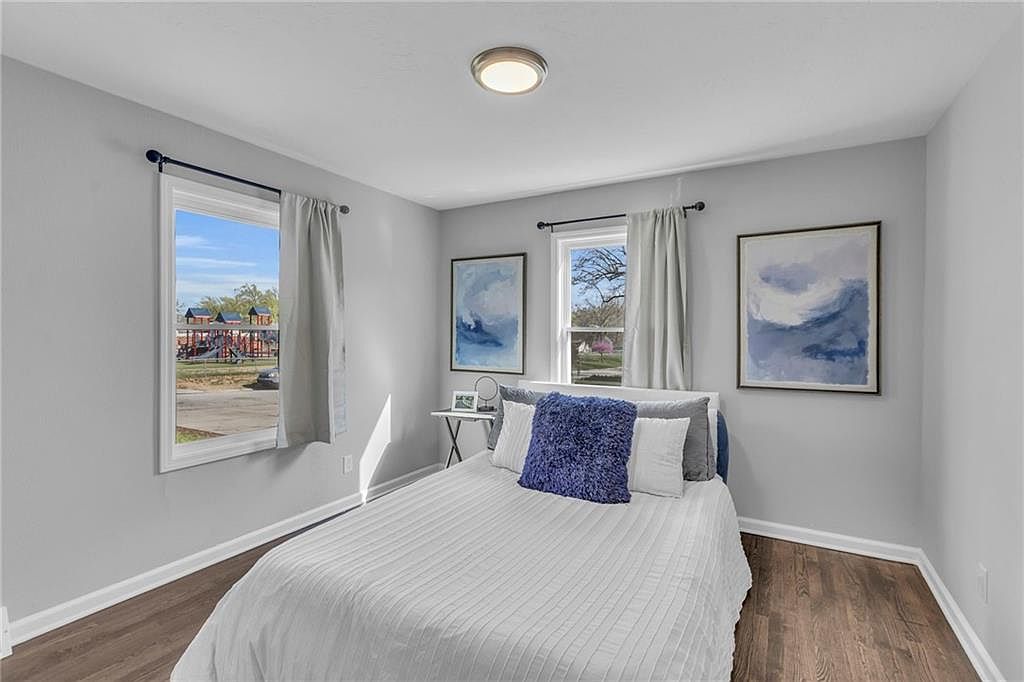 7114 Walmer Street — photo 15