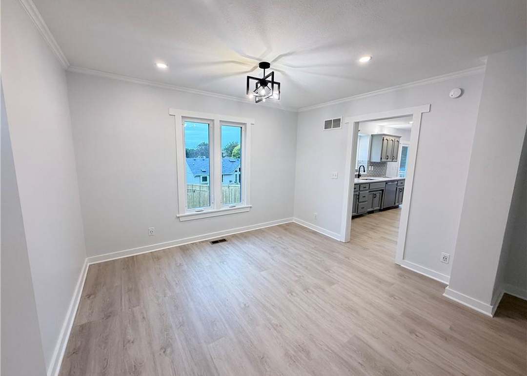 7115 N Corrington Avenue — photo 14