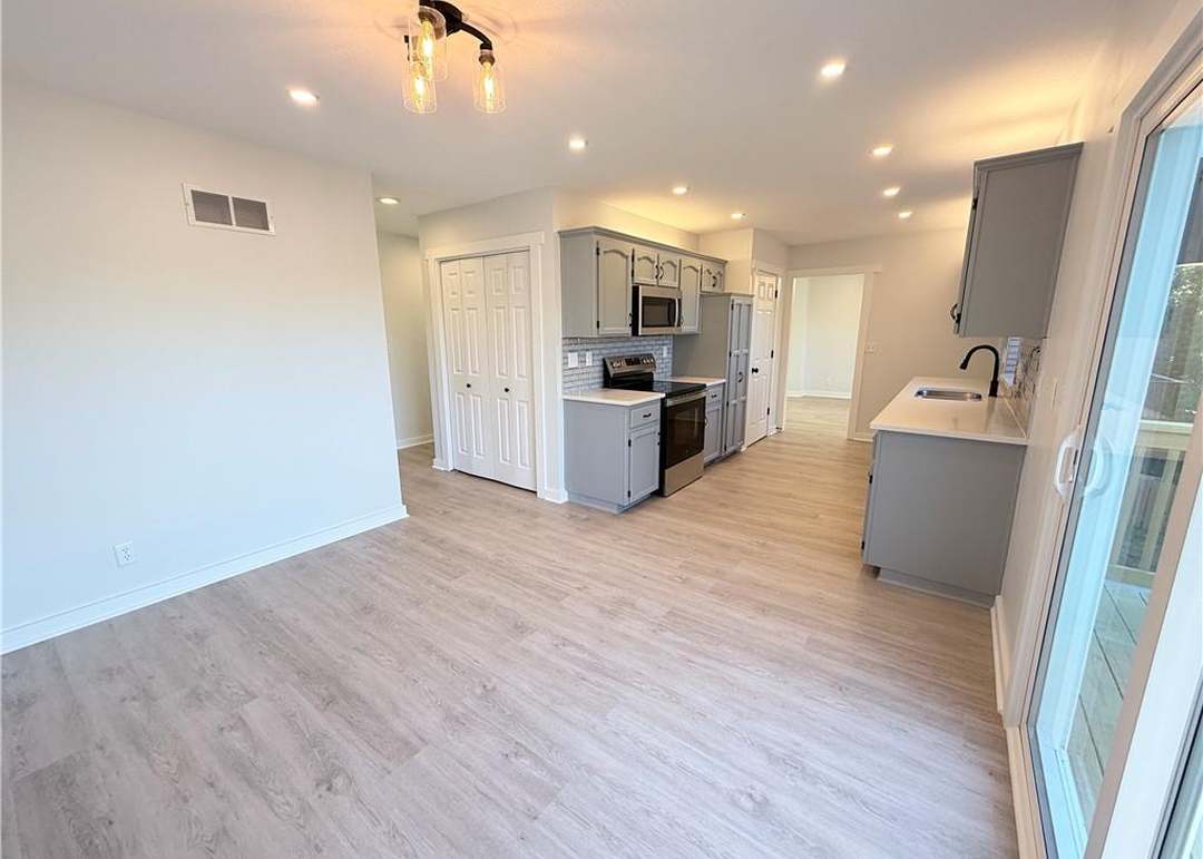 7115 N Corrington Avenue — photo 17