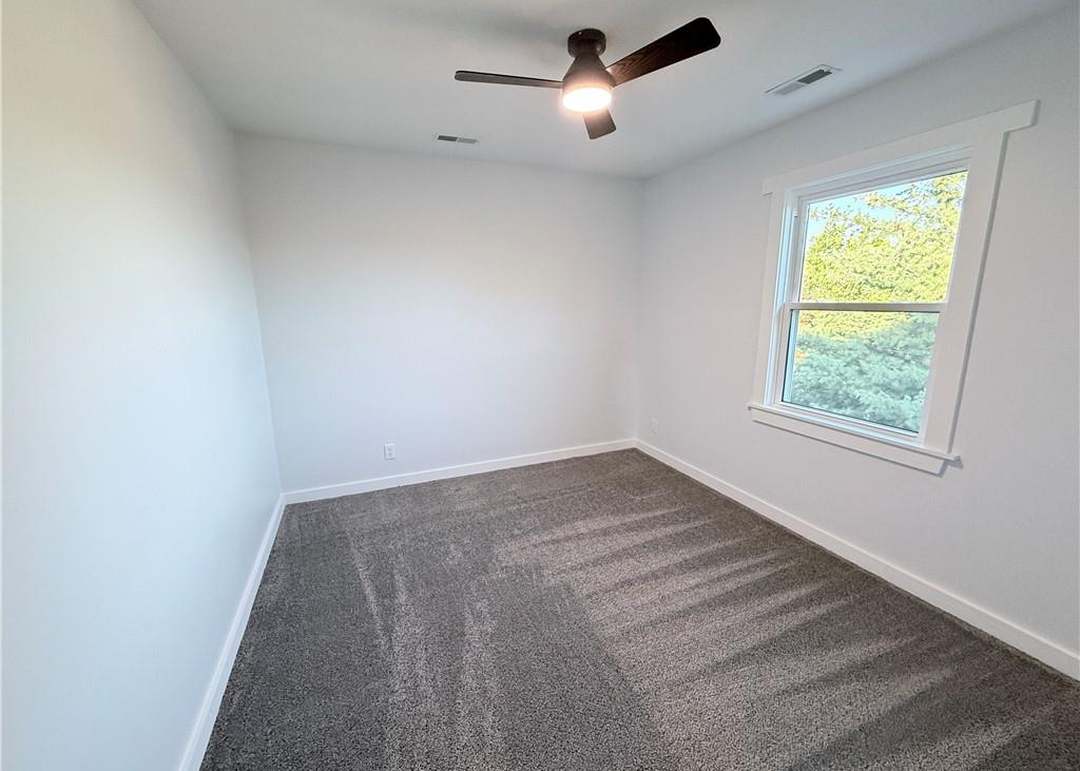 7115 N Corrington Avenue — photo 22