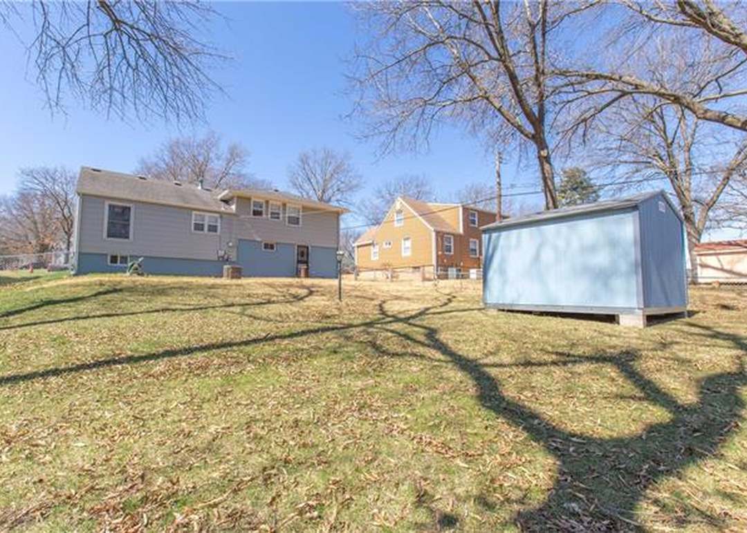 7127 Myrtle Avenue — photo 10