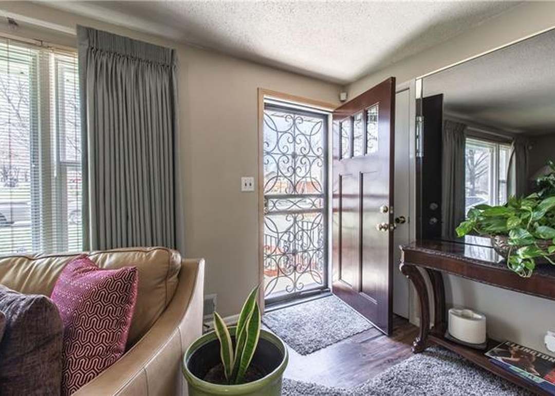 7127 Myrtle Avenue — photo 14
