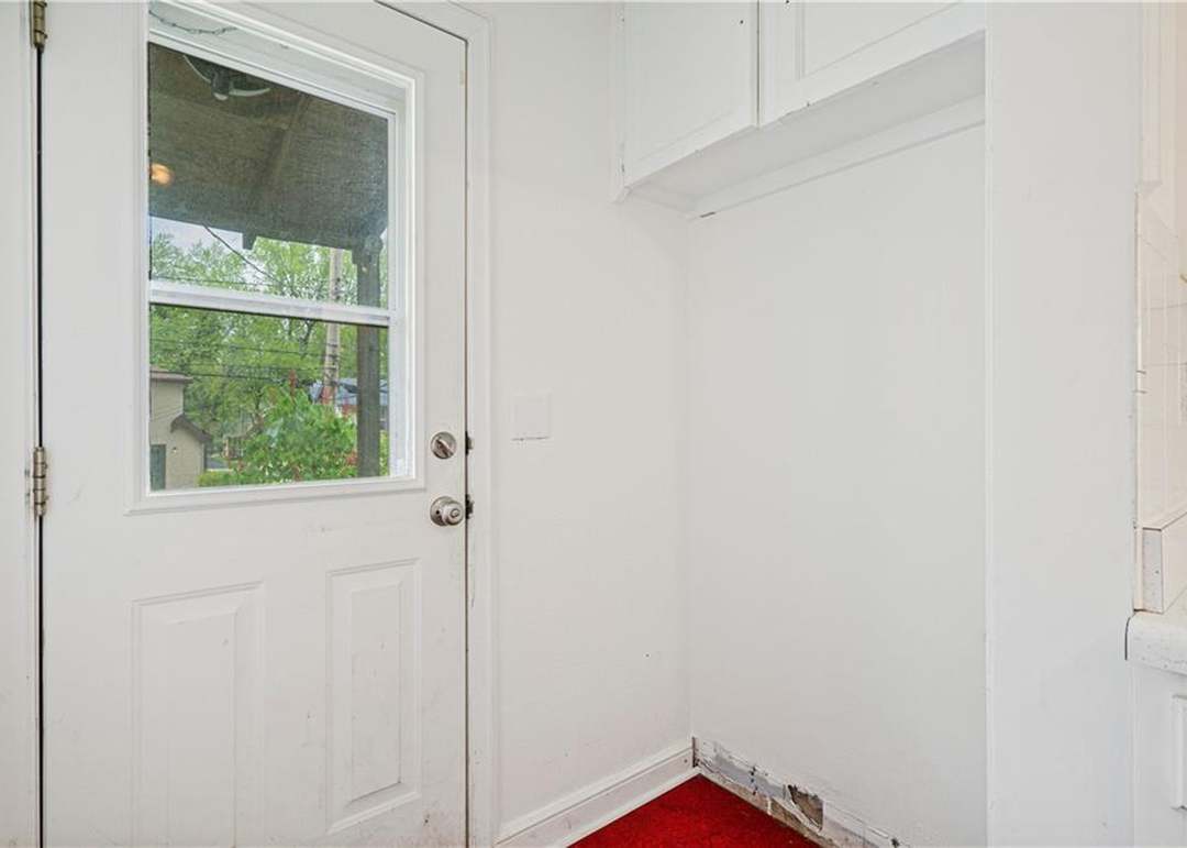 7144 Oak Street — photo 25