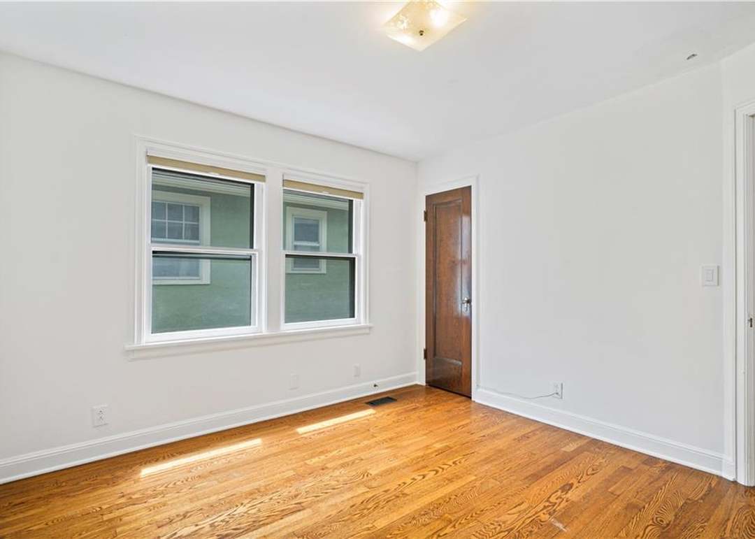 7144 Oak Street — photo 28