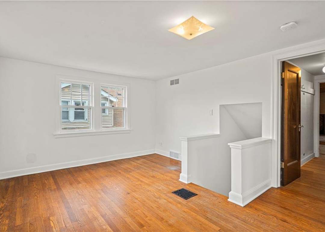 7144 Oak Street — photo 36