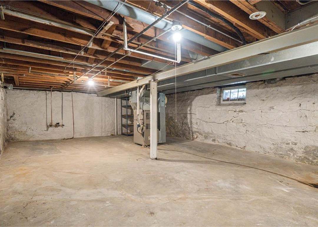 7144 Oak Street — photo 39
