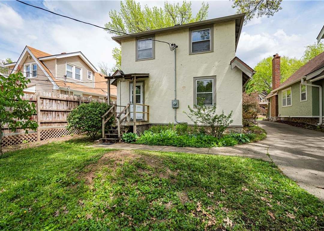 7144 Oak Street — photo 45
