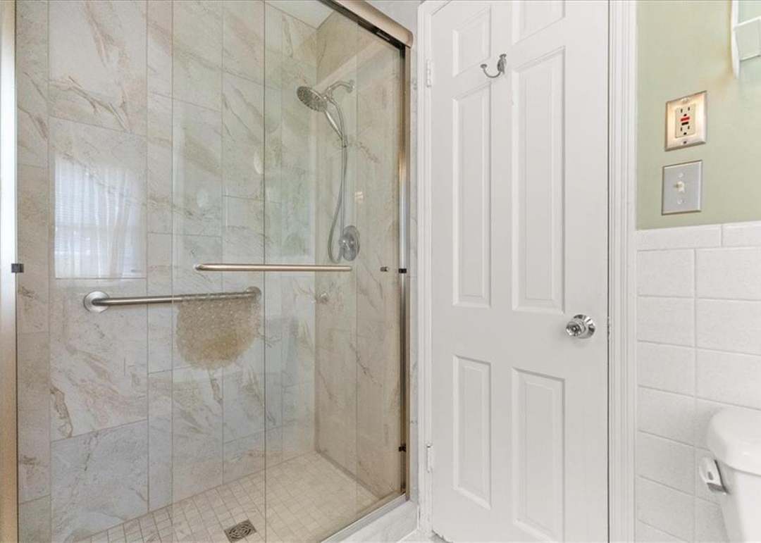 7205 Woodward Street — photo 7