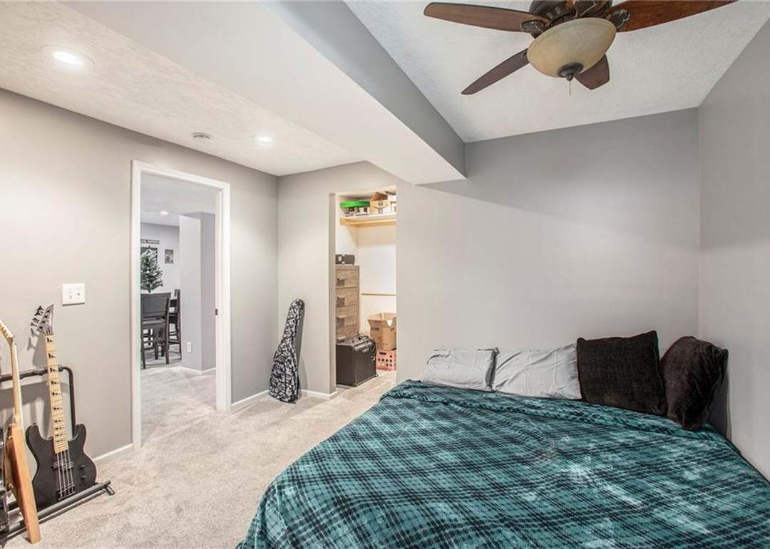 721 N Walnut Street — photo 29