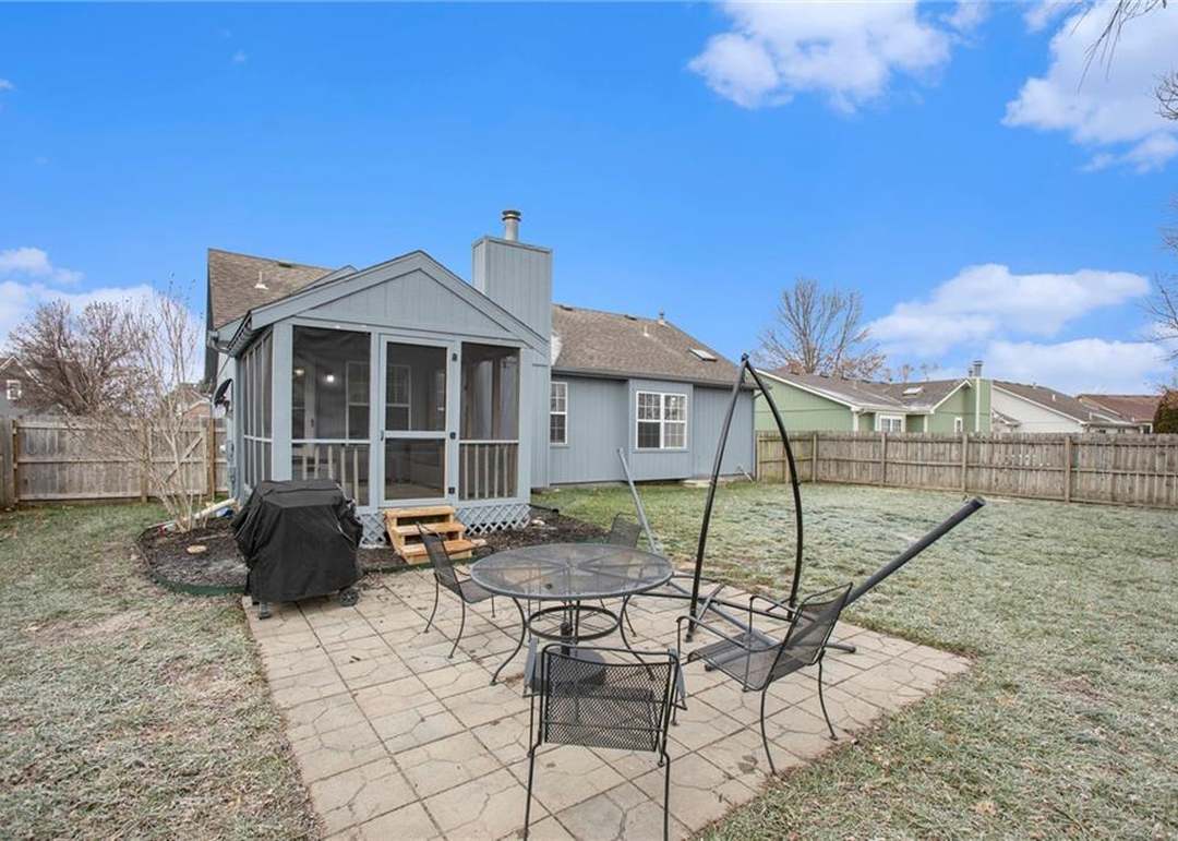 721 N Walnut Street — photo 35