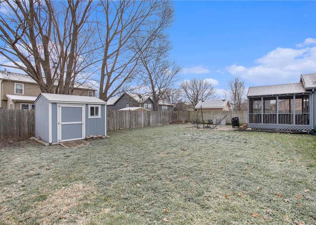 721 N Walnut Street — photo 36