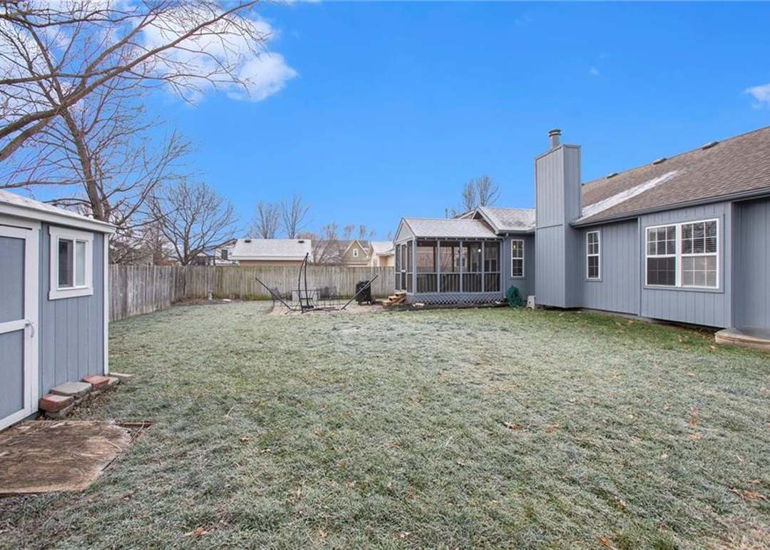 721 N Walnut Street — photo 37