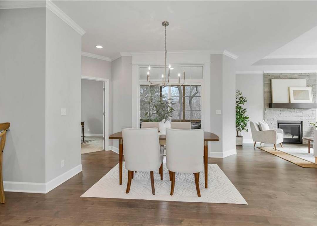 722 E 110th Terrace — photo 11