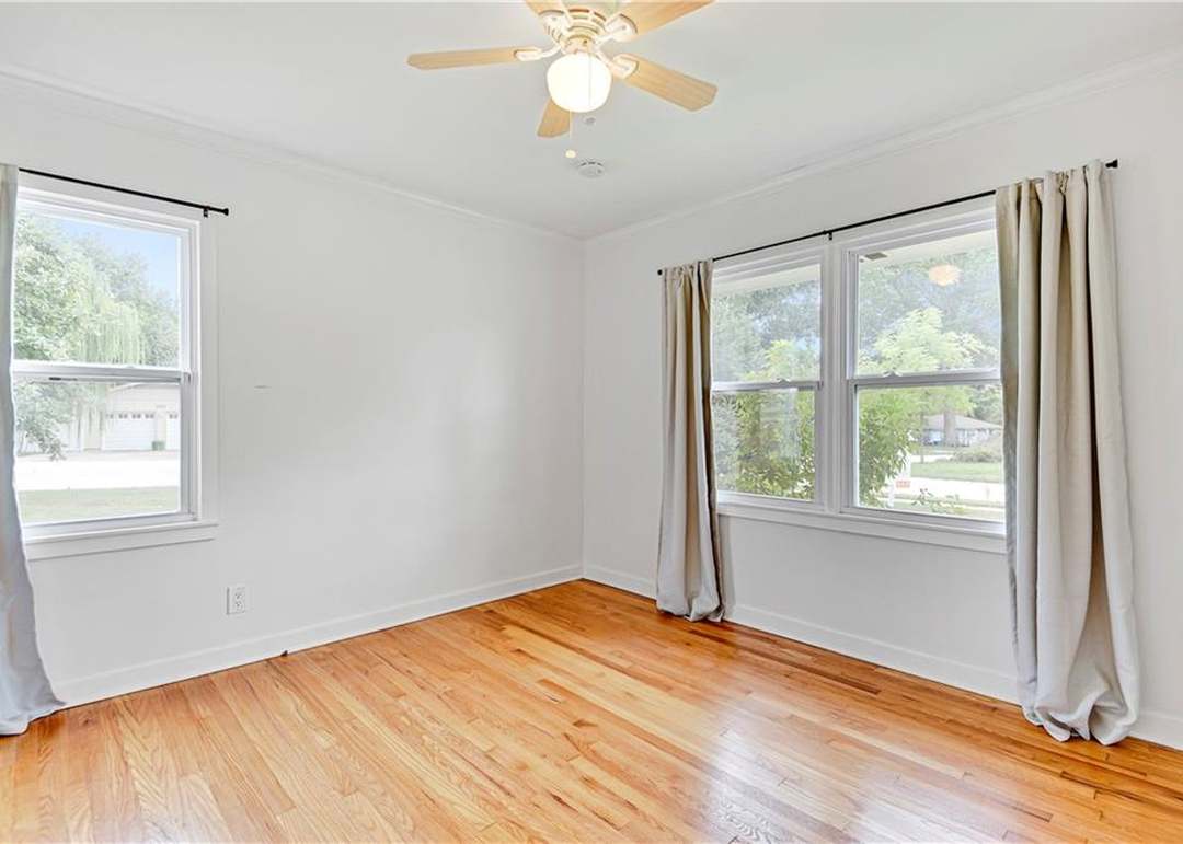 7221 Newton Drive — photo 5