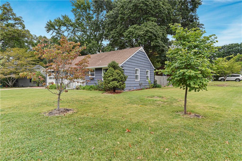 7221 Newton Drive — photo 26