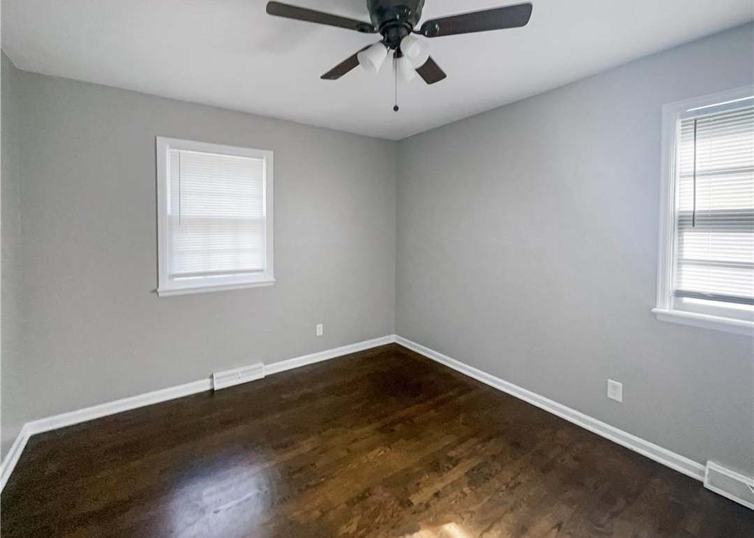 7227 Greeley Avenue — photo 27