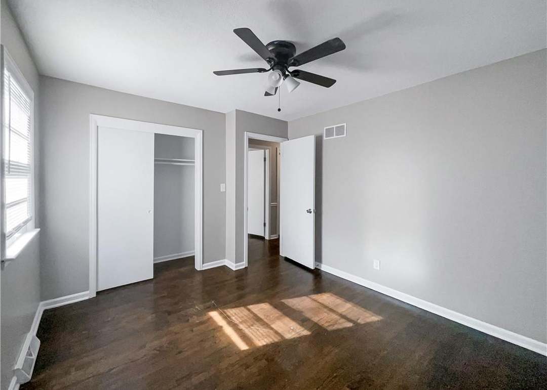 7227 Greeley Avenue — photo 28