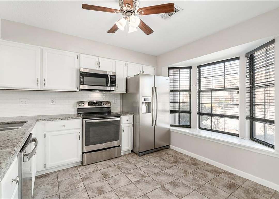 723 SW Liggett Road — photo 5