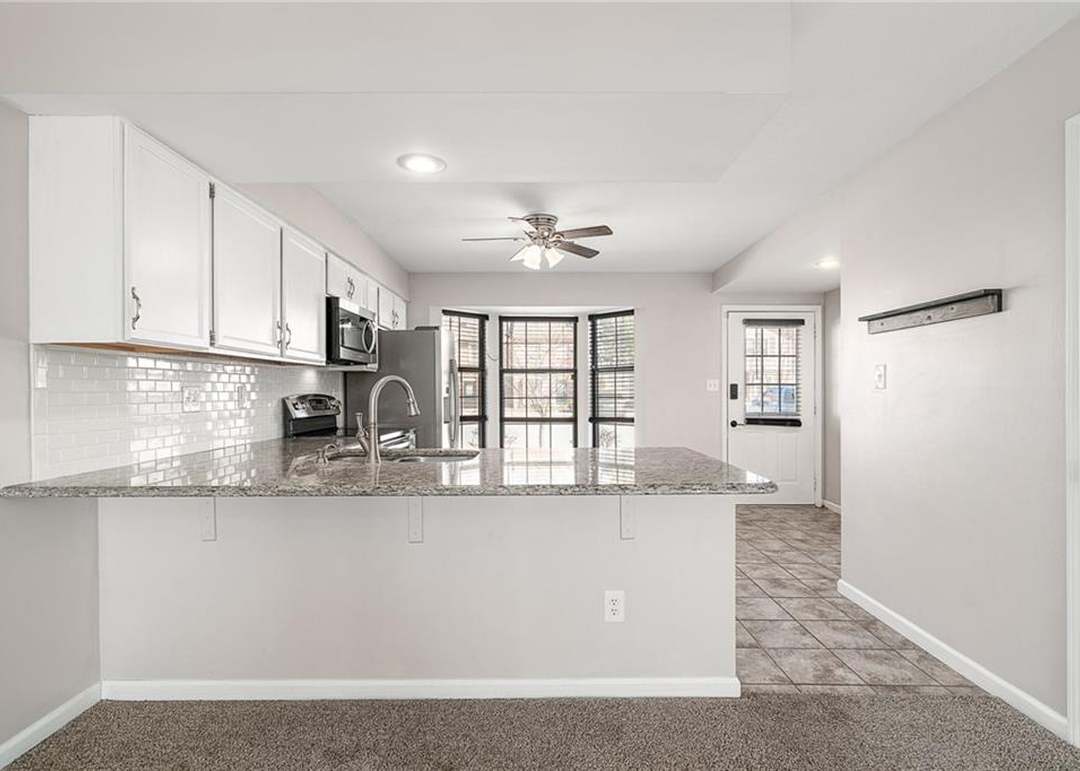 723 SW Liggett Road — photo 9