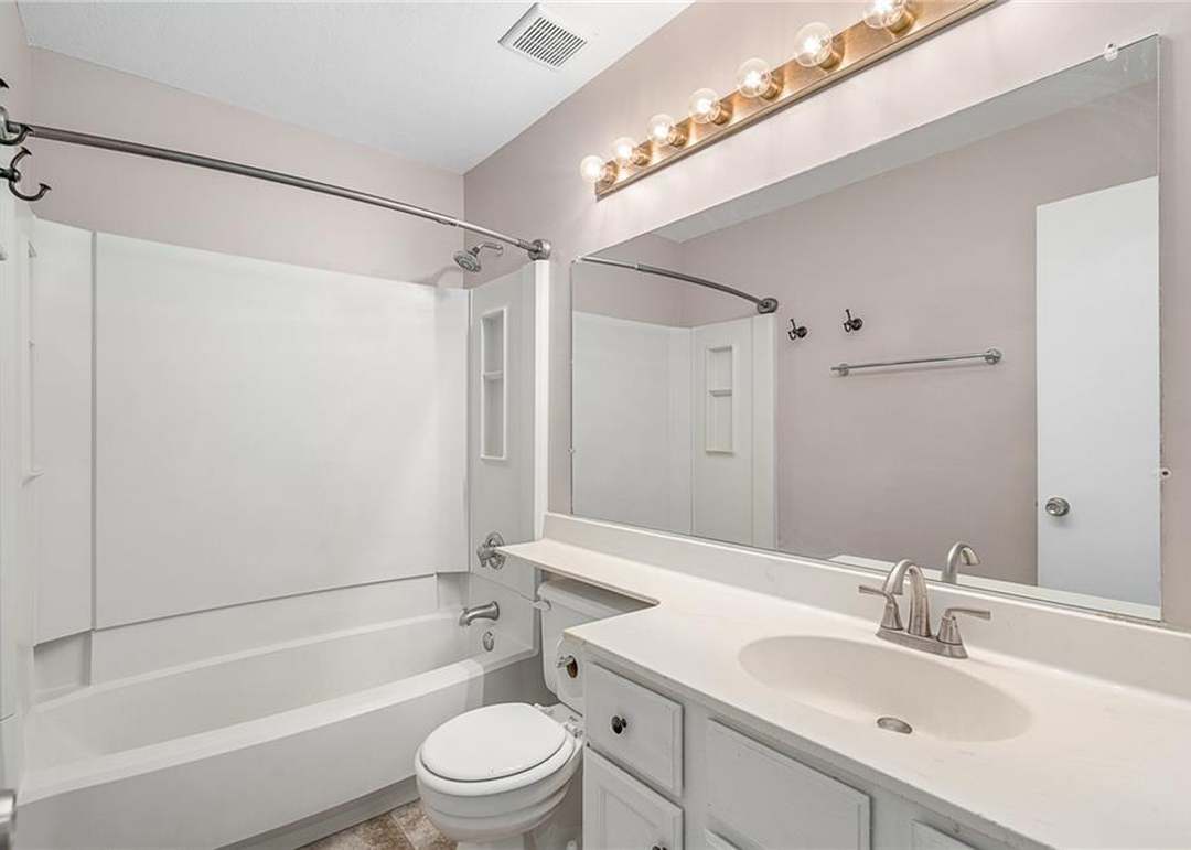 723 SW Liggett Road — photo 13